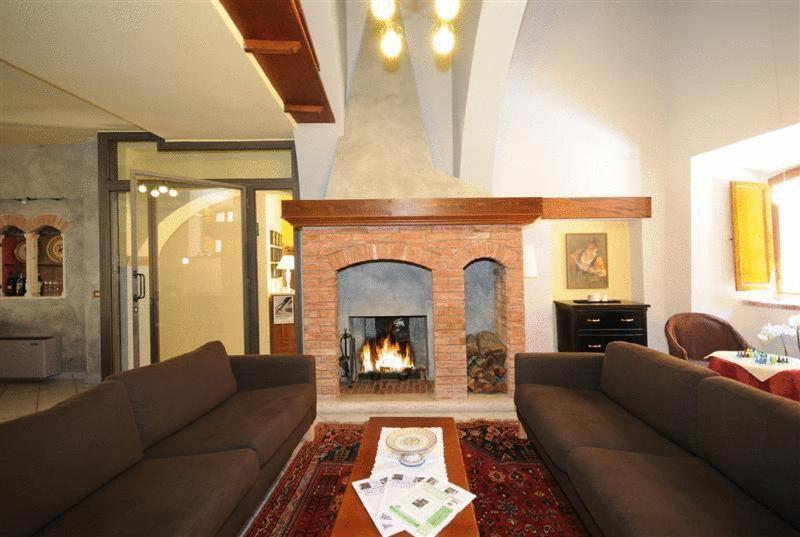 Albergo Duomo Montepulciano Stazione 외부 사진